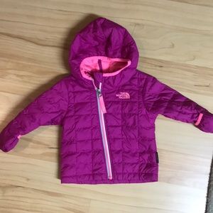 6-12 month North Face infant thermoball jacket